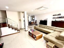 Peakview Estate (D16), Terrace #568294401